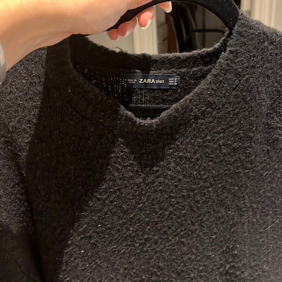 Zara Knit Sweater - Picture 1 of 4